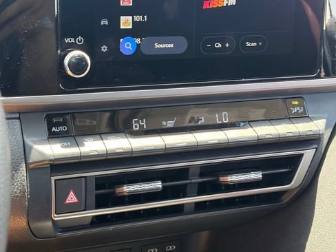 Used 2026 Toyota Camry LE FWD image 9
