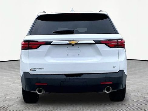 Used 2023 Chevrolet Traverse LT FWD image 5