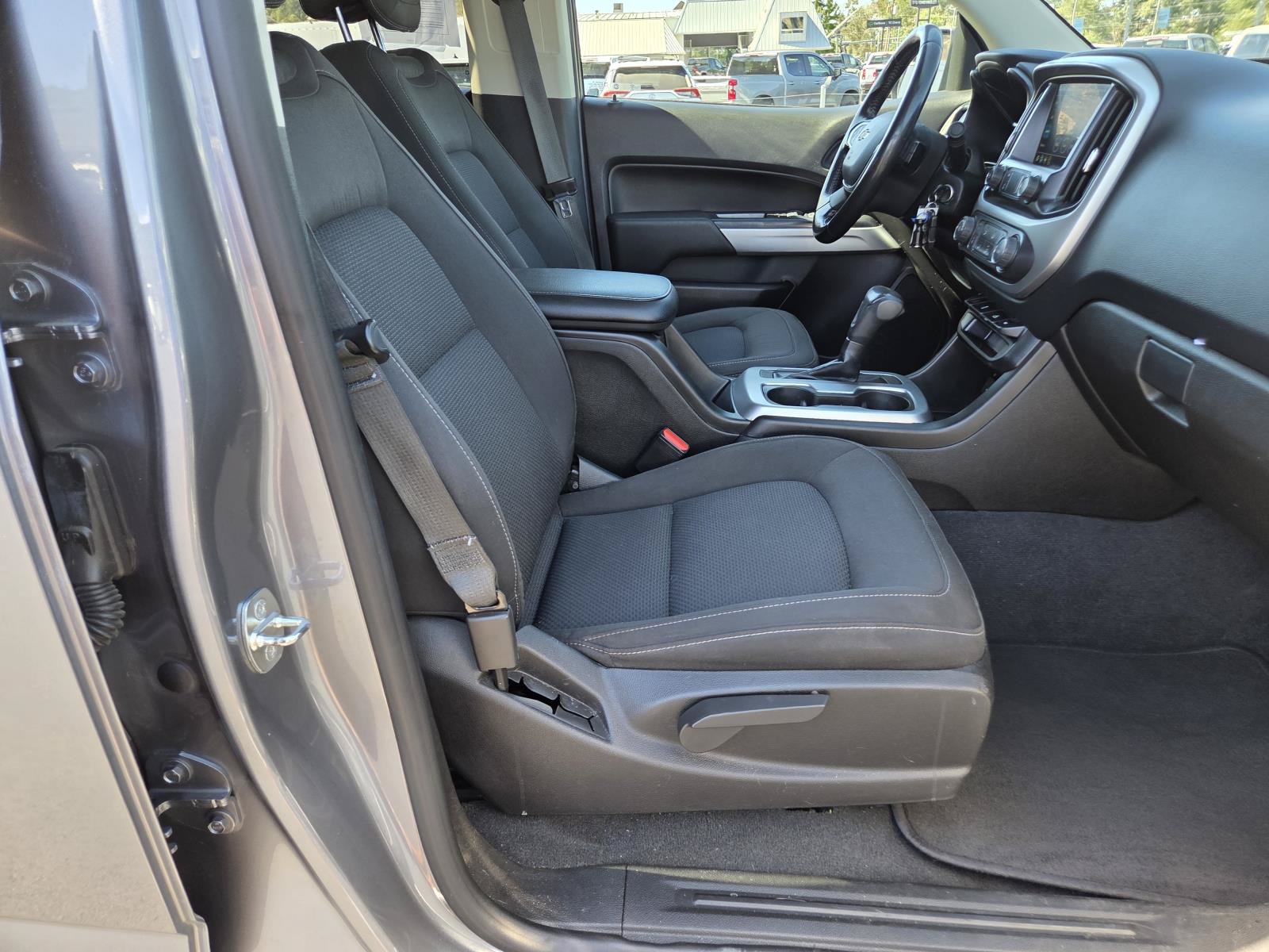 Used 2021 Chevrolet Colorado LT AWD/4WD image 20
