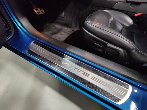 Used 2009 Chevrolet Corvette Convertible w/ Preferred Equipment Group image 22