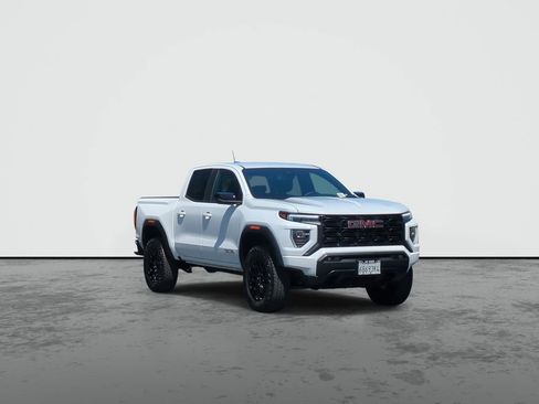 Certified 2026 GMC Canyon Elevation w/ Convenience Package RWD image 2