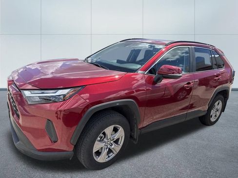 Used 2024 Toyota RAV4 XLE w/ Convenience Package AWD/4WD image 5