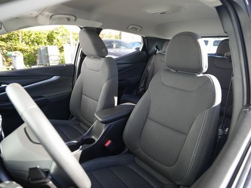 Used 2022 Chevrolet Bolt EUV LT image 21