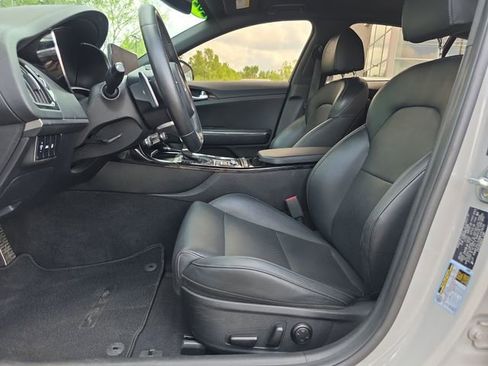 Used 2022 Kia Stinger GT-Line w/ Sun & Sound Package RWD image 10