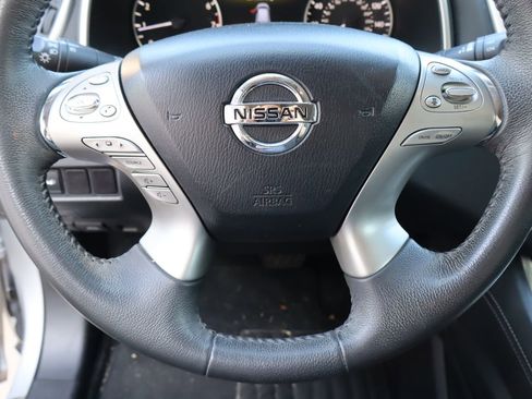 Used 2015 Nissan Murano SL w/ SL Technology Package AWD/4WD image 11