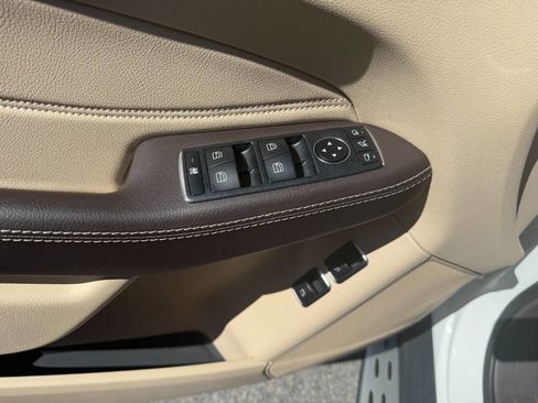 Used 2019 Mercedes-Benz GLS 450 4MATIC image 36