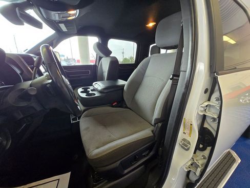 Used 2024 RAM 2500 Big Horn image 7