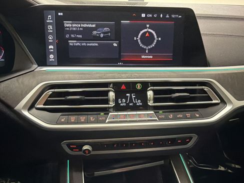 Used 2022 BMW X7 xDrive40i w/ Premium Package AWD/4WD image 18