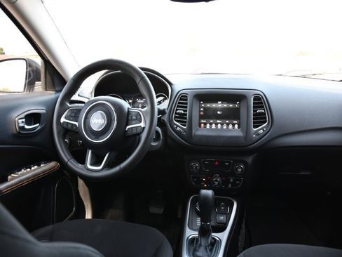 Used 2020 Jeep Compass Sport image 16