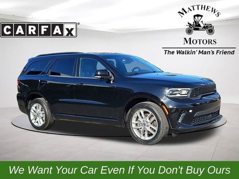 Used 2024 Dodge Durango GT image 1
