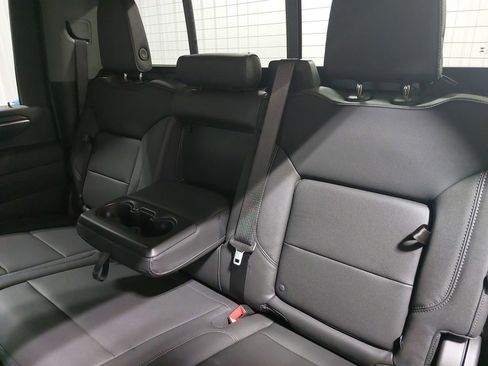 New 2026 GMC Sierra 2500 SLT w/ SLT Premium Package image 13