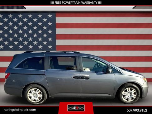 Used 2011 Honda Odyssey LX image 2