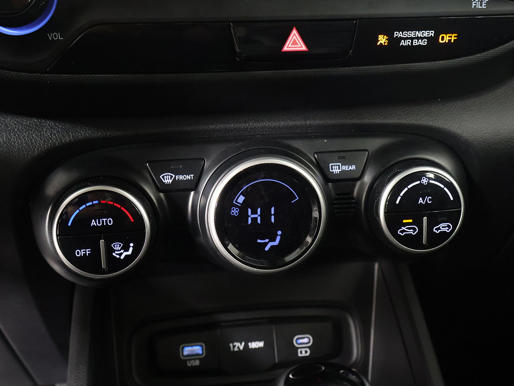 Used 2024 Hyundai Venue SEL FWD image 42