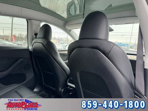 Used 2024 Tesla Model Y Long Range image 18