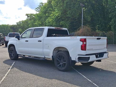 Used 2023 Chevrolet Silverado 1500 Custom AWD/4WD image 5