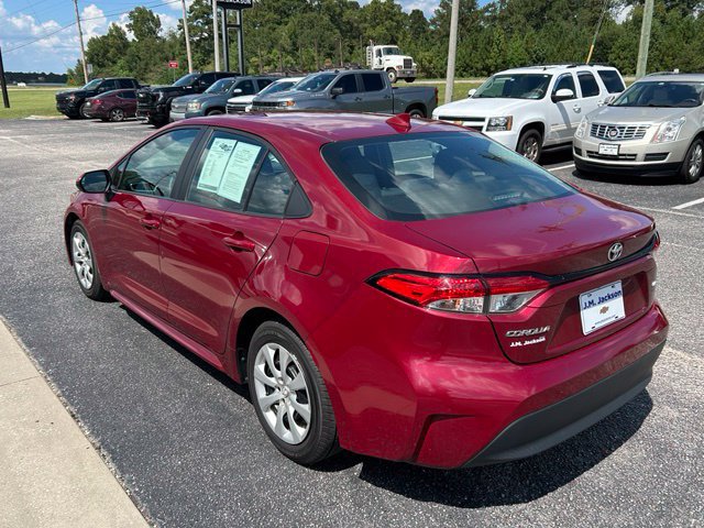 Used 2024 Toyota Corolla LE FWD image 4