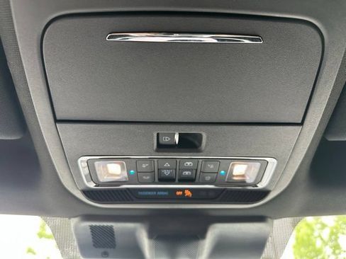 Used 2025 Ford F250 Platinum AWD/4WD image 31