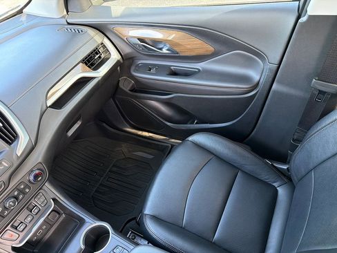 Used 2020 GMC Terrain SLE w/ Driver Convenience Package FWD image 21