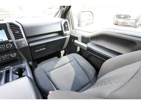 Used 2018 Ford F150 XLT w/ Equipment Group 302A Luxury RWD image 9
