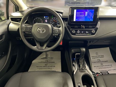 Used 2025 Toyota Corolla LE AWD/4WD image 24
