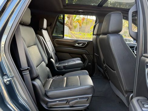 Used 2021 Chevrolet Tahoe LT w/ LT Signature Package image 42