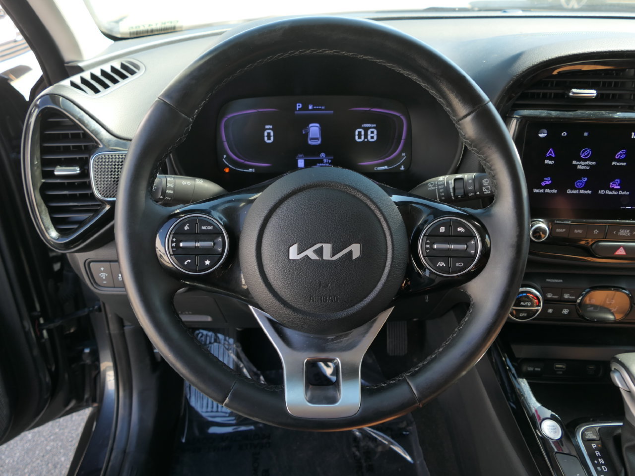 Used 2024 Kia Soul EX w/ EX Designer Package FWD image 19