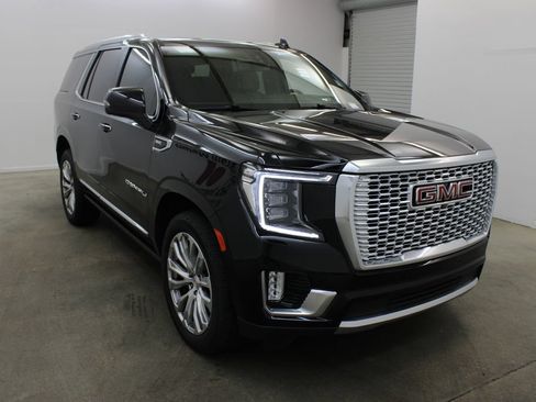 Used 2022 GMC Yukon Denali AWD/4WD image 6