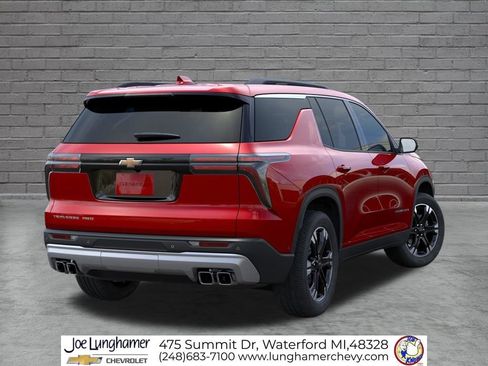 New 2027 Chevrolet Traverse LT w/ Sun and Wheel Package AWD/4WD image 4