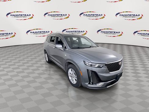 Used 2021 Cadillac XT6 Luxury AWD/4WD image 2