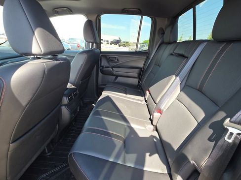 Used 2025 Honda Ridgeline TrailSport image 11