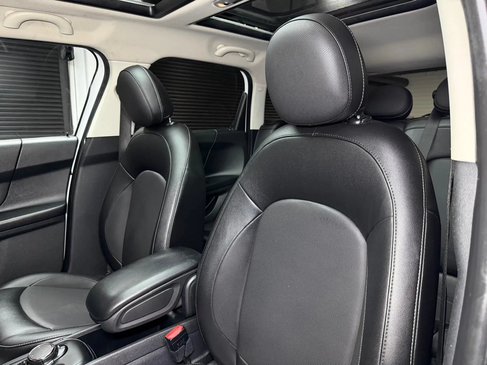 Used 2018 MINI Cooper Countryman FWD image 28
