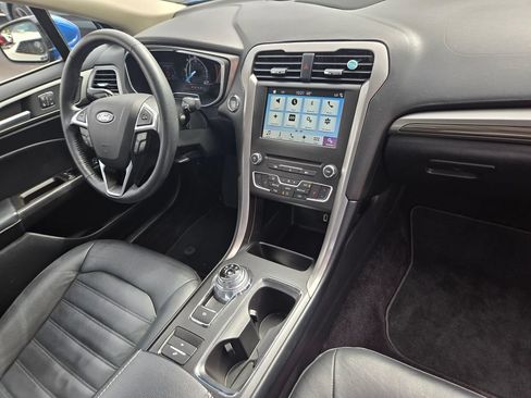 Used 2017 Ford Fusion Energi SE FWD image 10