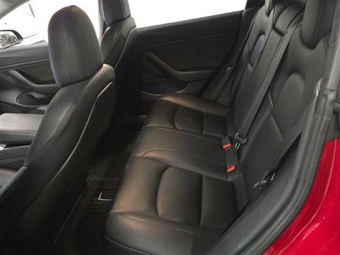 Used 2018 Tesla Model 3 Mid Range RWD image 7