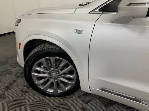 Used 2022 Cadillac XT6 Premium Luxury w/ Technology Package image 34