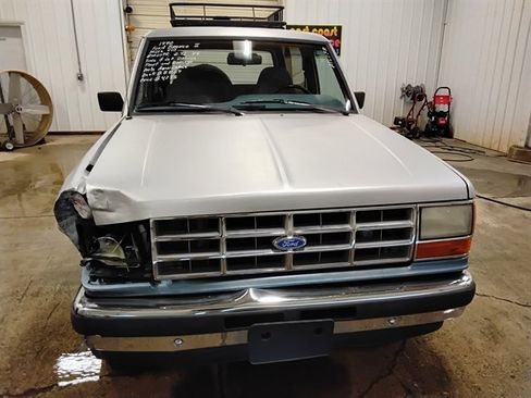 Used 1990 Ford Bronco II 4WD image 7