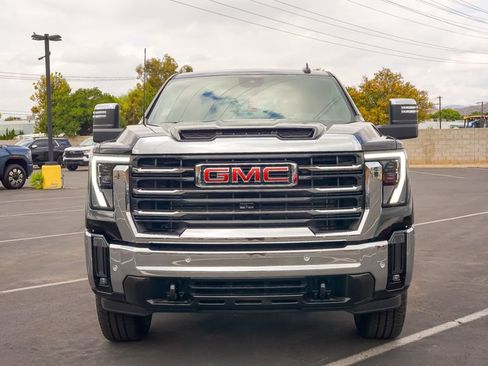 New 2026 GMC Sierra 3500 SLT w/ SLT Premium Package image 4