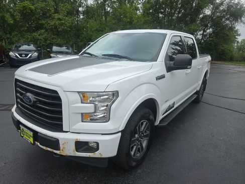 Used 2017 Ford F150 XLT w/ Equipment Group 302A Luxury AWD/4WD image 3