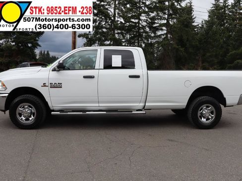 Used 2013 RAM 2500 Tradesman w/ Chrome Appearance Group AWD/4WD image 3