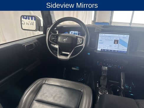 Used 2022 Ford Bronco Outer Banks w/ Sasquatch Package AWD/4WD image 15