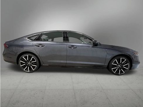 New 2026 Honda Accord Touring image 8