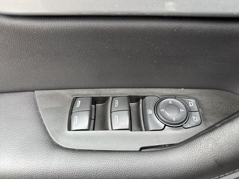 Used 2021 Chevrolet Blazer LT FWD image 15