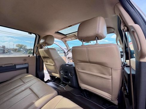 Used 2013 Ford F250 Lariat w/ Lariat Ultimate Pkg image 29