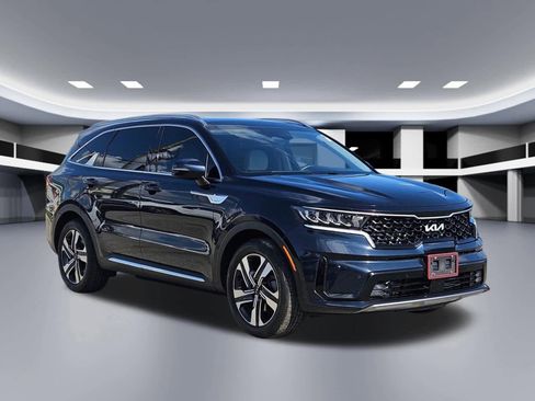 Used 2023 Kia Sorento EX w/ Panoramic Sunroof Package AWD/4WD image 9
