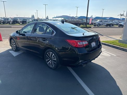 Used 2019 Subaru Legacy 2.5i Premium image 6