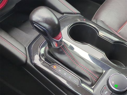 Used 2020 Chevrolet Blazer RS image 16