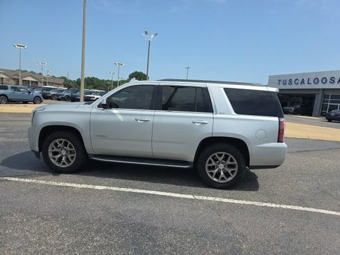 Used 2016 GMC Yukon SLT w/ Open Road Package AWD/4WD image 6