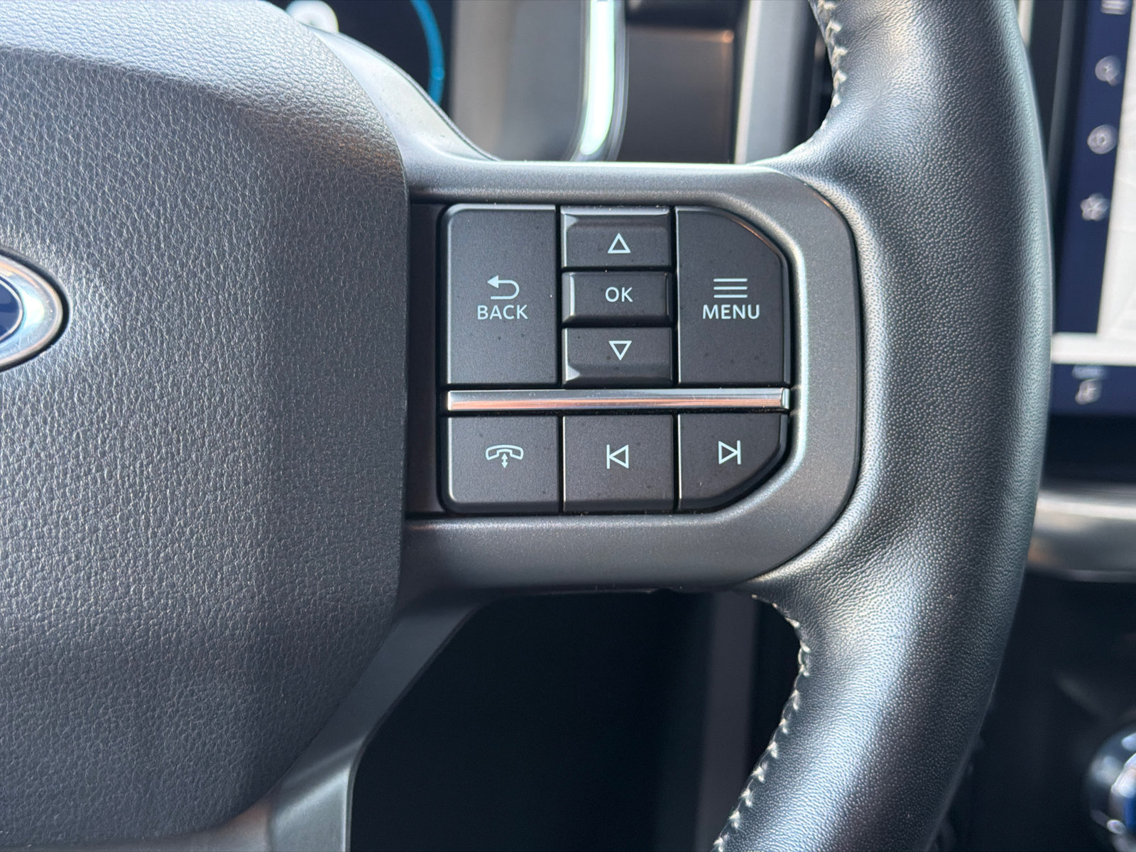 Used 2022 Ford F150 Lariat w/ Equipment Group 502A High AWD/4WD image 24