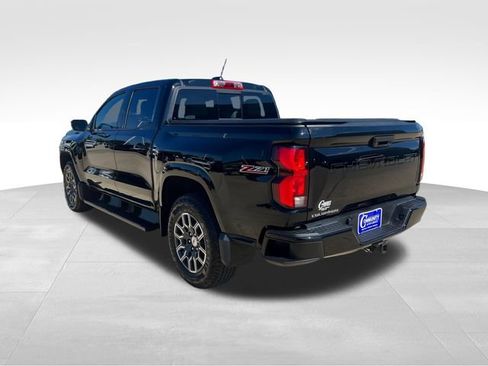 Used 2024 Chevrolet Colorado Z71 w/ Z71 Convenience Package 2 AWD/4WD image 4