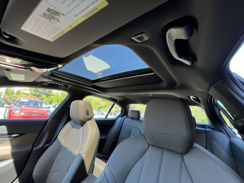 New 2026 BMW i5 eDrive40 w/ M Sport Package image 21