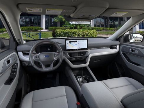 New 2026 Ford Explorer Active w/ Active Comfort Package RWD image 8